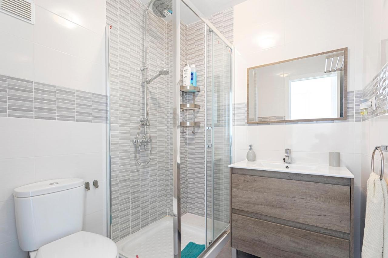 Atico Frente Al Mar - Vistas, Piscina, Terrazas, Parking! Appartement *